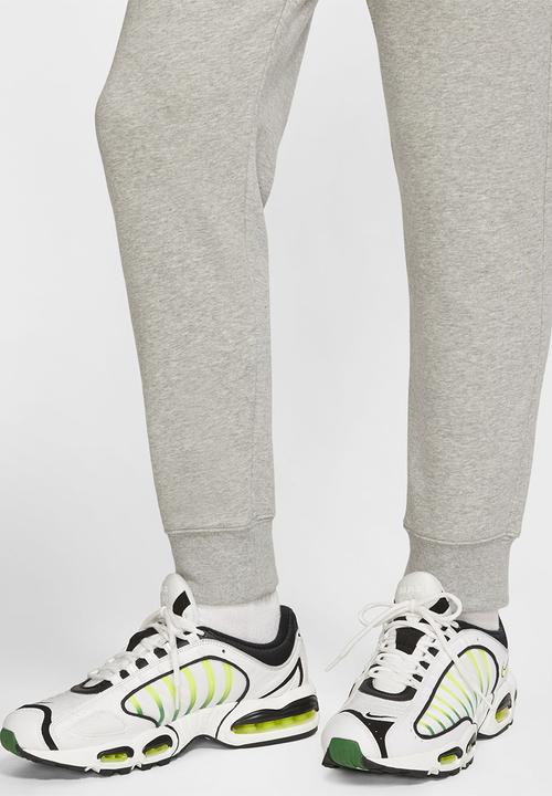 Nike - NSW Club Fleece Joggers  - grey heather/matte silver/white