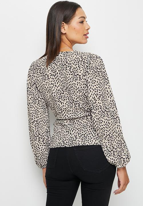 edit - Balloon sleeve wrap blouse - ecru minimal