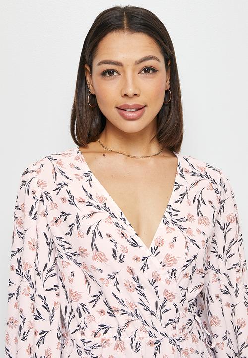 edit - Balloon sleeve wrap blouse - ditsy floral