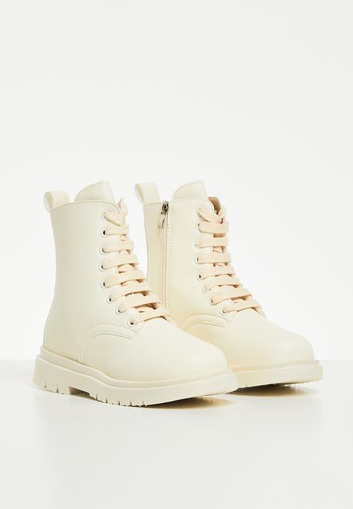 Pop Candy - Girls lace up boot - cream