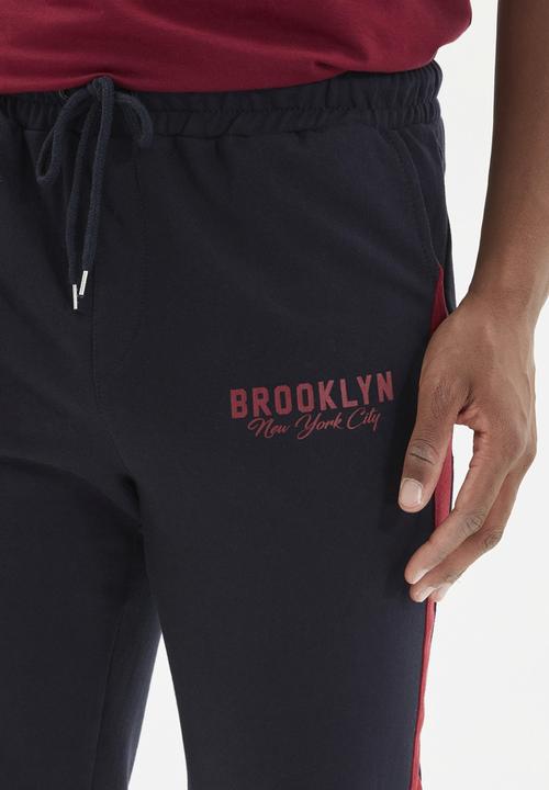 Trendyol - Leg printed jogger - navy & red