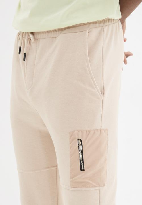 Trendyol - Patch pocket sweatpants - beige
