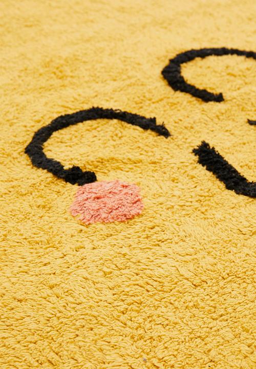 Sixth Floor - Sunny tufted round rug - yellow
