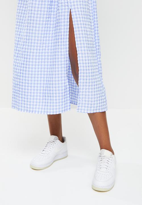 Missguided - Puff sleeve short sleeve gingham midi dress - blue