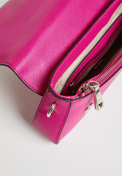 GUESS - Cordelia flap shoulder bag - fuchsia