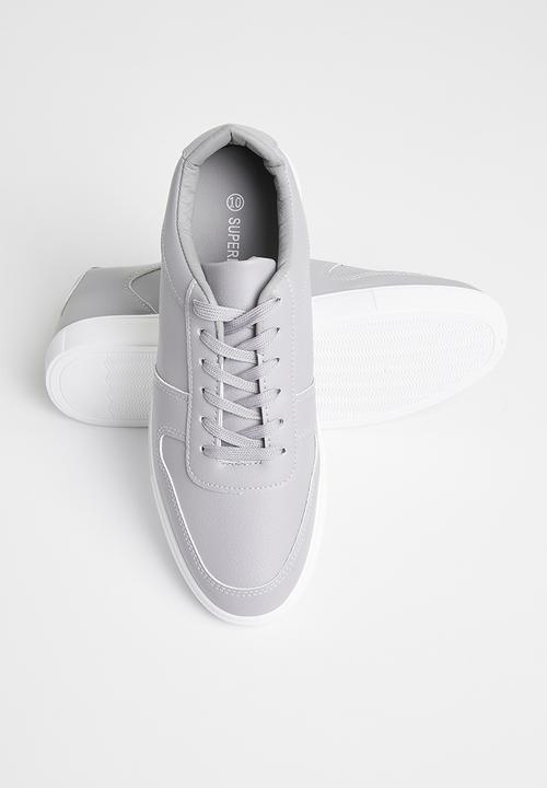Superbalist - Tru lace up sneaker - grey