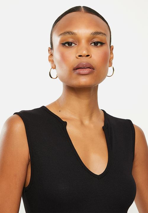 Missguided - Rib sleeveless notch neck midi dress - black