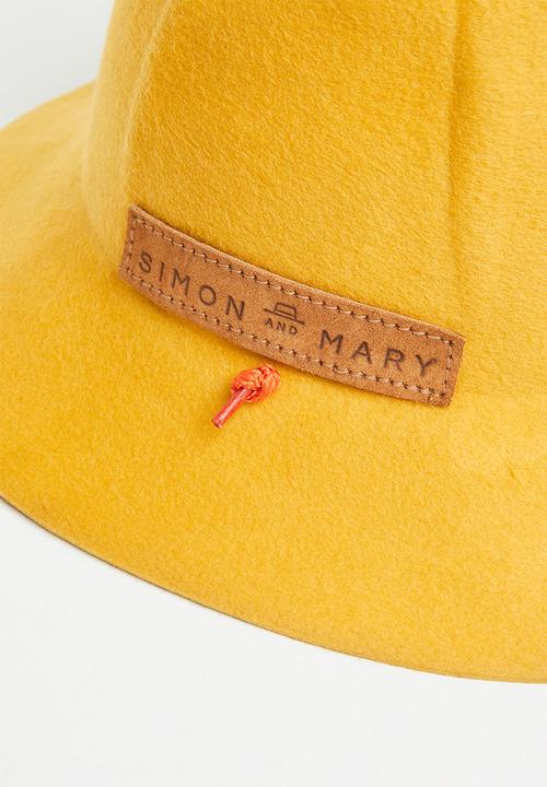 Simon and Mary - Wonky pith helmet - yellow