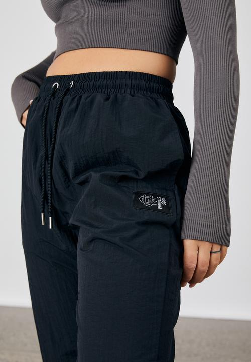 Factorie - Sporty trackpant - black
