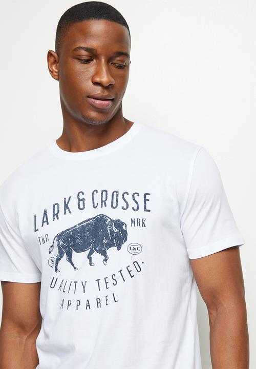 Lark & Crosse - L&c graphic crew neck tee - white