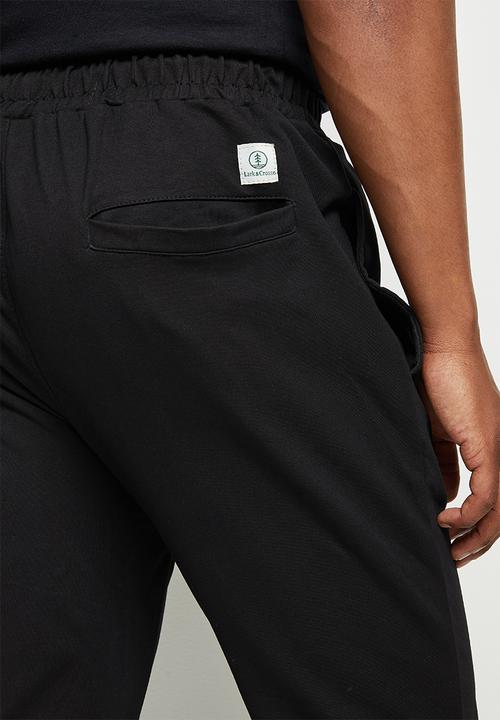 Lark & Crosse - Eldy slim fit sweatpants - black