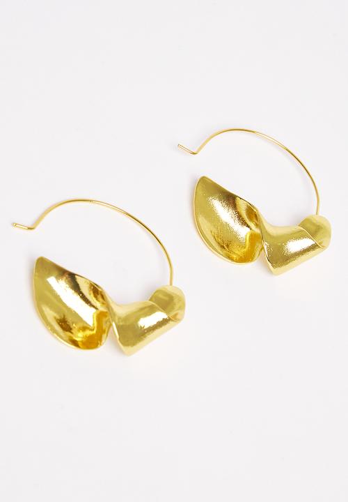 Superbalist - Kelly hoop earrings - gold