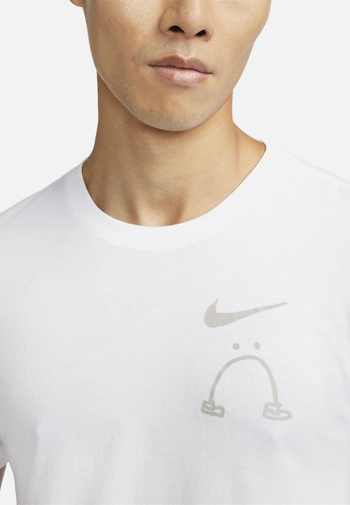 Nike - Dri-FIT Nathan Bell Men's Running T-Shirt - white