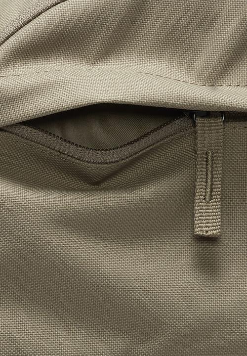 Nike - Nike elemental - matte olive, black & cargo khaki