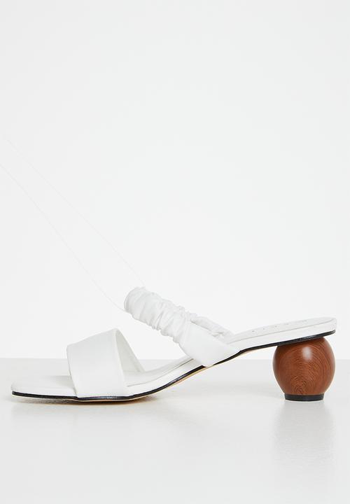 edit - Sama mule - white