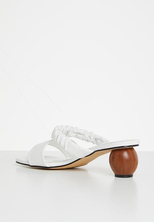 edit - Sama mule - white