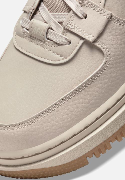 Nike - Air Force 1 high utility 2.0 - fossil stone/pearl white
