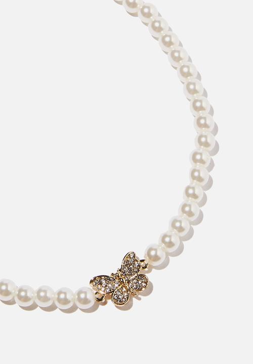 Rubi - Premium beaded choker - gold plated pearl butterfly