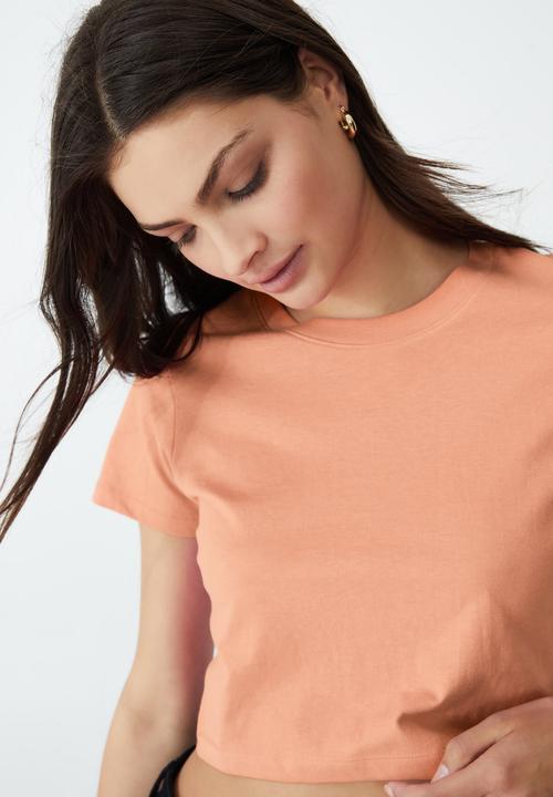 Cotton On - The baby tee - baked peach