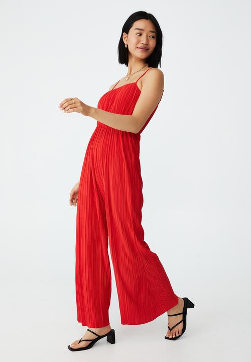 Cotton On - Petite knit strappy pleated playsuit - candy apple