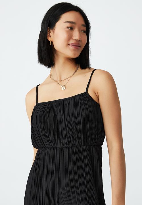 Cotton On - Petite knit strappy pleated playsuit - black
