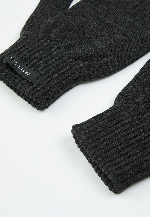 Trendyol - Scarf, beanie & glove set - grey