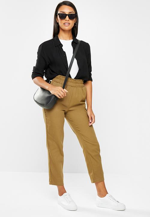 Trendyol - Petite trousers - camel