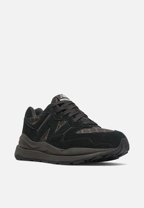 New Balance  - 57/40 v1 - black (001)