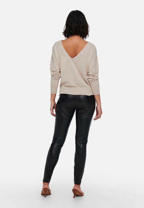 ONLY - Alona life long sleeve v-neck pullover knit - pumice stone