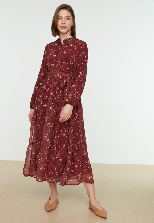Trendyol - Printed judge collar belted veiling dress - red
