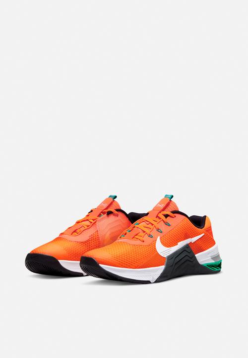 Nike - Metcon 7 - total orange/white-dk smoke grey