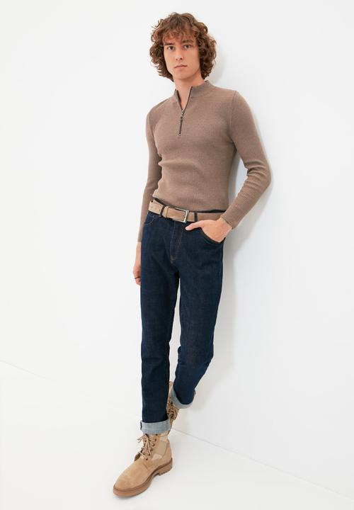 Trendyol - Jarred slim fit quarter zip knit - mink