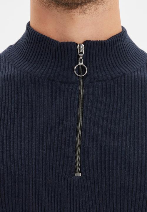 Trendyol - Jarred slim fit quarter zip knit - navy