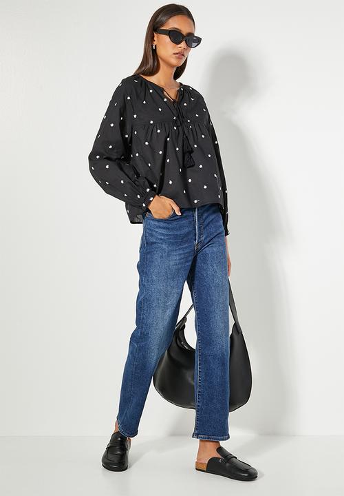 Superbalist - Embroidered puff sleeve shell - black with white 