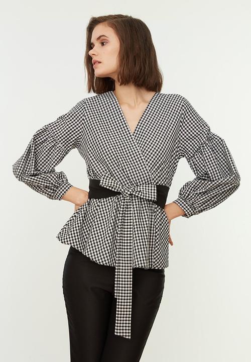 Trendyol - Checked tie detailed blouse - black