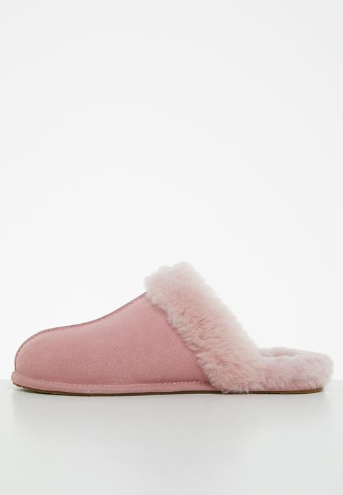 UGG® - Scuffette ii - shell