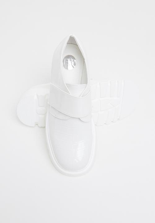 Footwork - Nexa chunky monk shoe - white