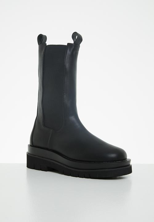 Public Desire - Dope chunky sole chelsea ankle boot - black