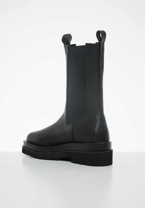 Public Desire - Dope chunky sole chelsea ankle boot - black