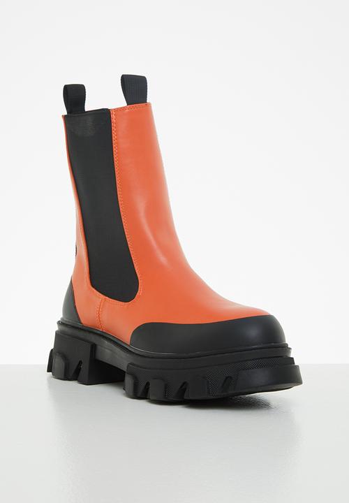 Public Desire - Wonder chunky sole ankle boot - orange