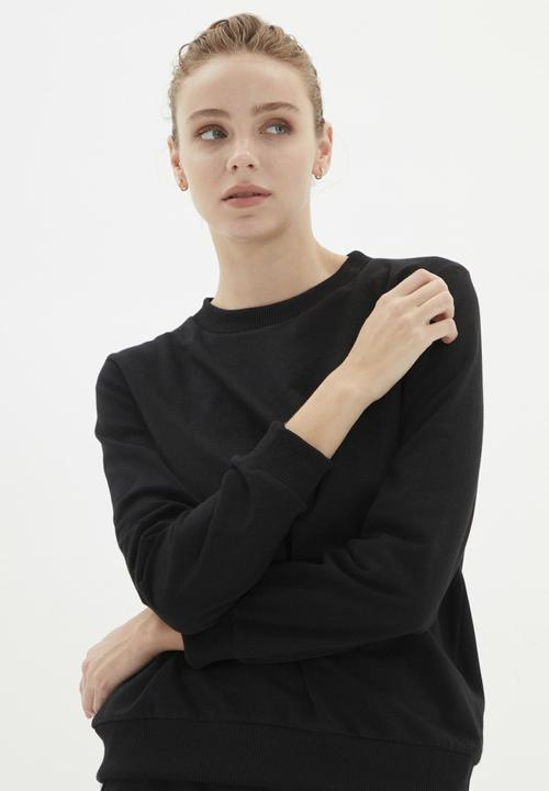 Trendyol - Basic thin knitted sweatshirt - black