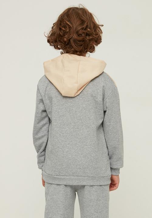 Trendyol - Long sleeve sweatshirt - gray