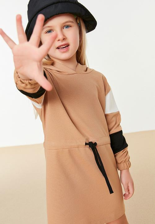 Trendyol - Girls long sleeve dress - camel