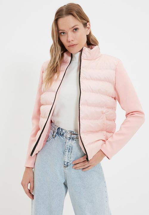 Trendyol - Sleeve detailed quilted coat - powder pink