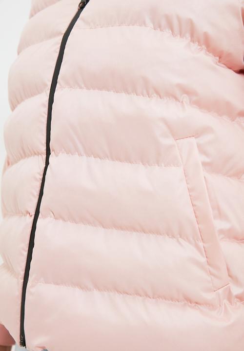 Trendyol - Sleeve detailed quilted coat - powder pink