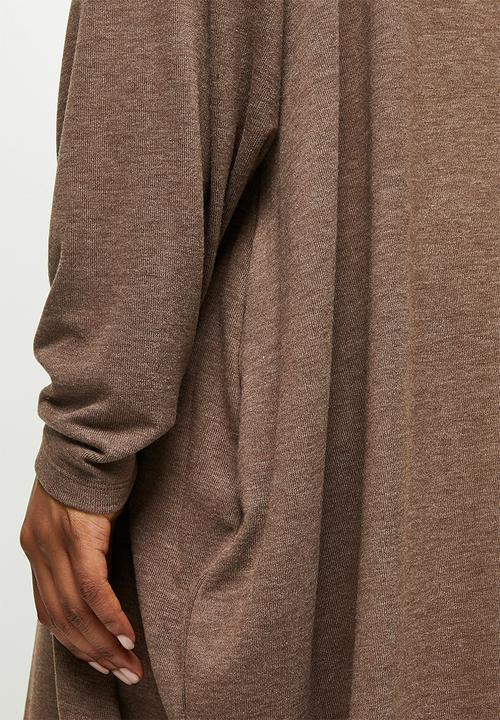 edit Plus - Cut and sew dolman sleeve dress - chocolate