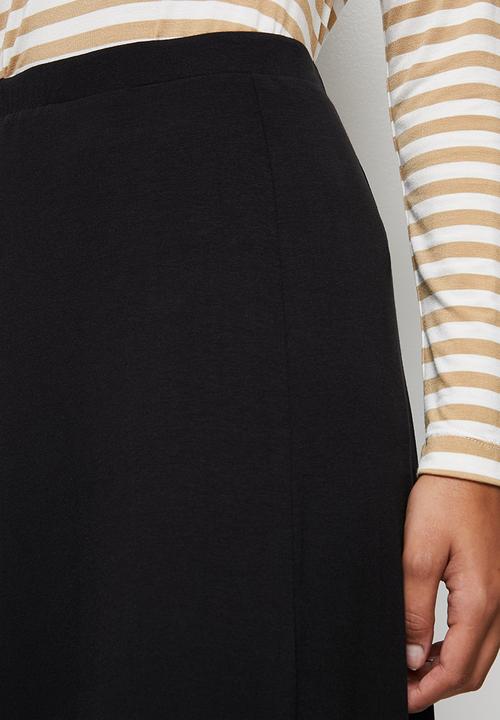 edit - Slit knit maxi skirt - black