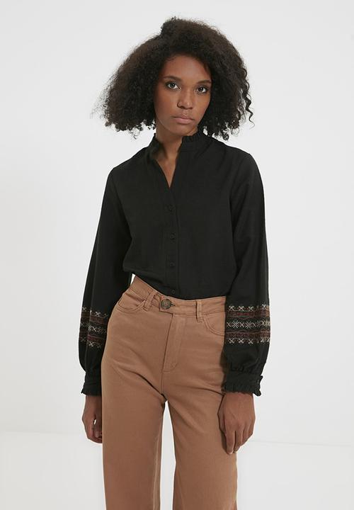 Trendyol - Embroidery detailed shirt - black