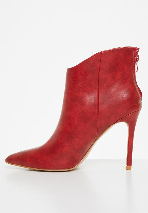 Miss Black - Boss1 ankle boot - red