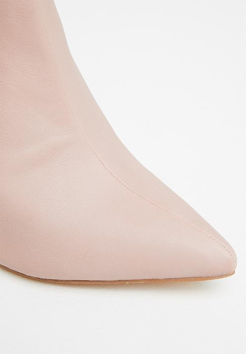 Miss Black - Boss3 ruched boot - pink